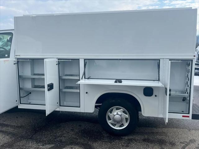 2026 Ford E-350 Cutaway E-Series Cutaway