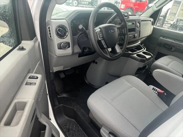 2026 Ford E-350 Cutaway E-Series Cutaway