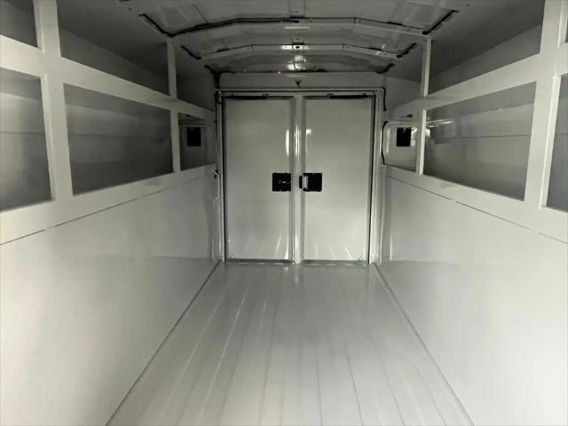 2026 Ford E-350 Cutaway E-Series Cutaway