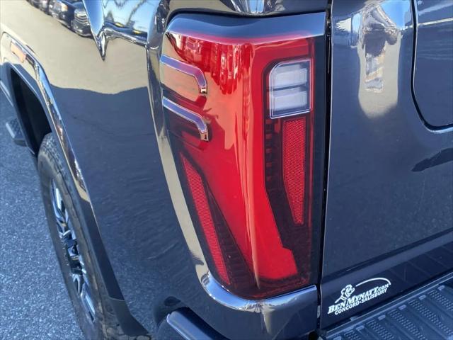 2026 GMC Sierra 2500HD Crew Cab, Standard Bed, Denali, 4WD