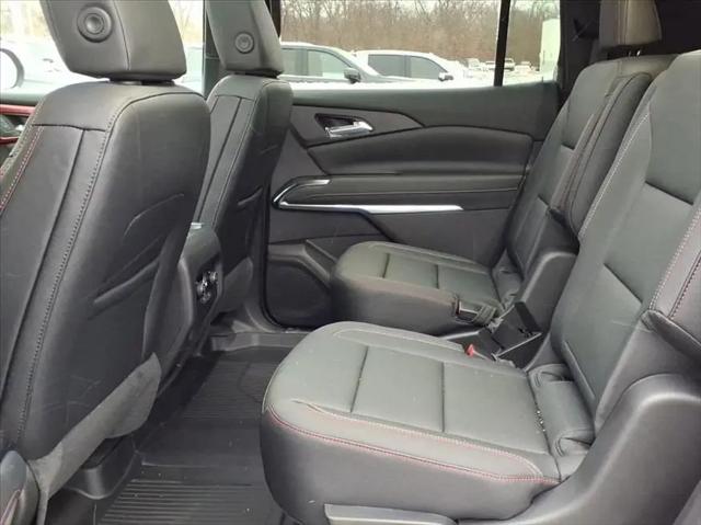 2026 Chevrolet Traverse AWD LT