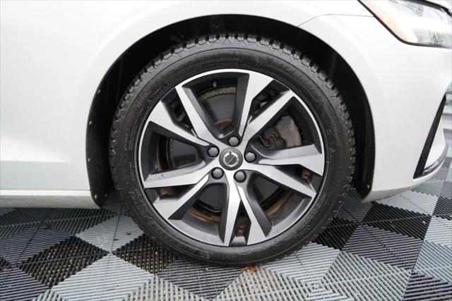 2019 Volvo S60 T6 R-Design