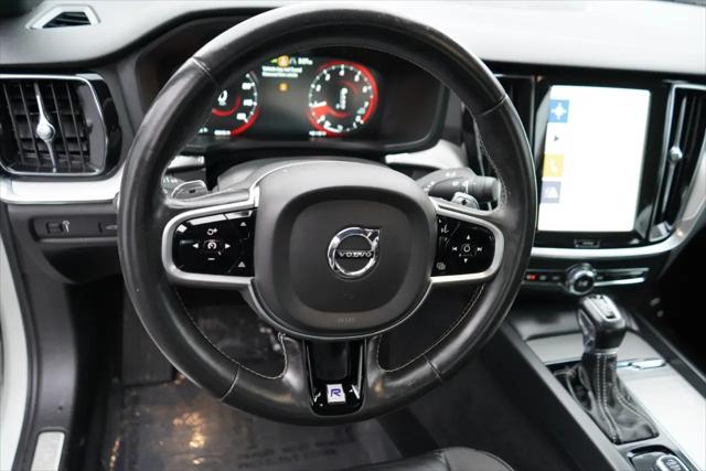2019 Volvo S60 T6 R-Design