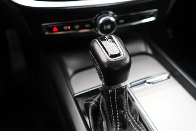 2019 Volvo S60 T6 R-Design