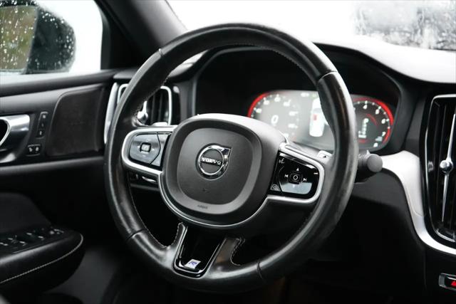 2019 Volvo S60 T6 R-Design