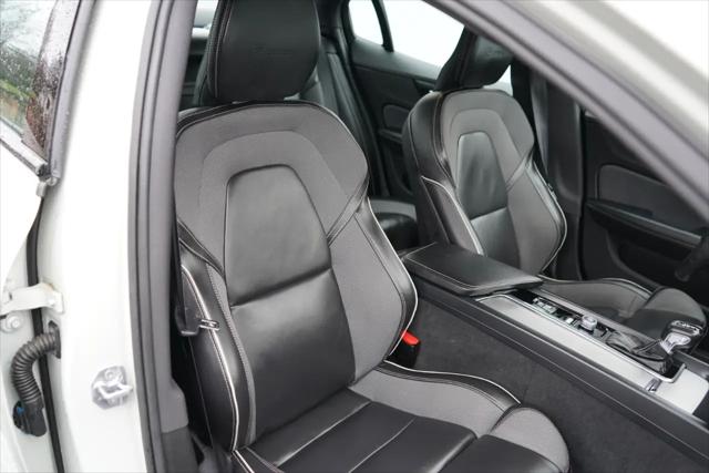 2019 Volvo S60 T6 R-Design