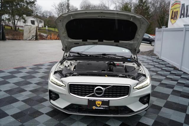 2019 Volvo S60 T6 R-Design
