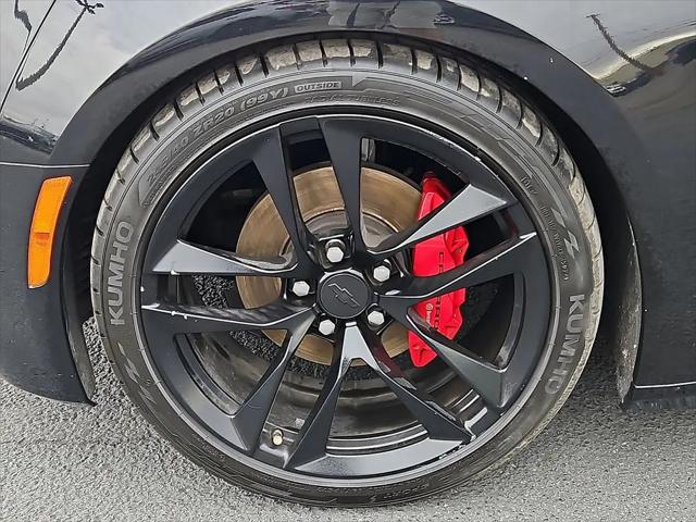 2020 Chevrolet Camaro RWD Coupe 1LT