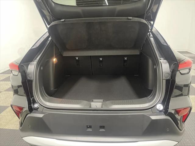 2026 Buick NV Preferred FWD