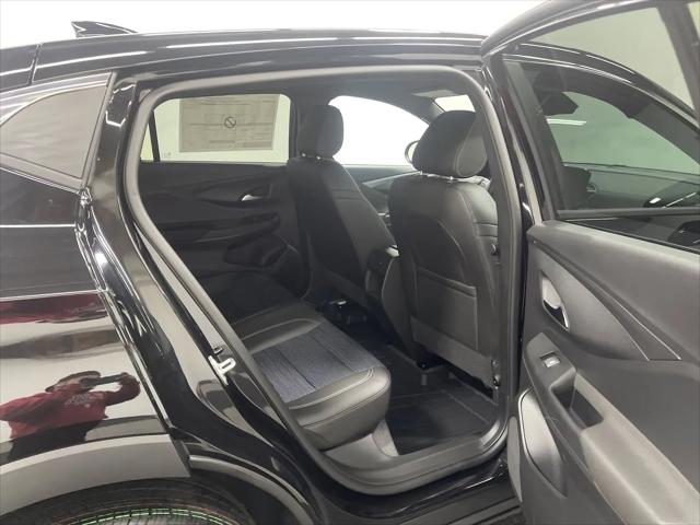 2026 Buick NV Preferred FWD