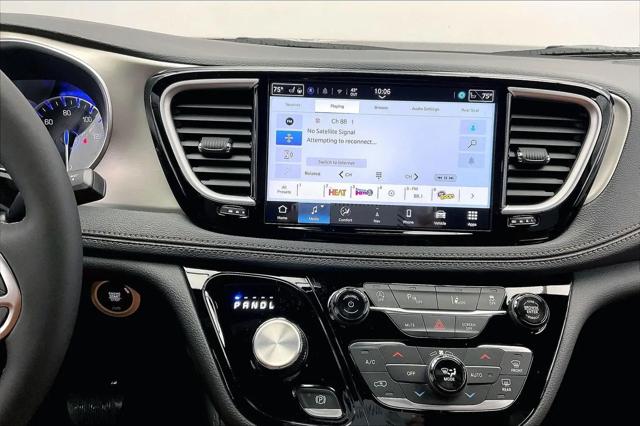2026 Chrysler Pacifica Pinnacle AWD