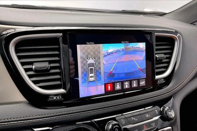2026 Chrysler Pacifica Pinnacle AWD