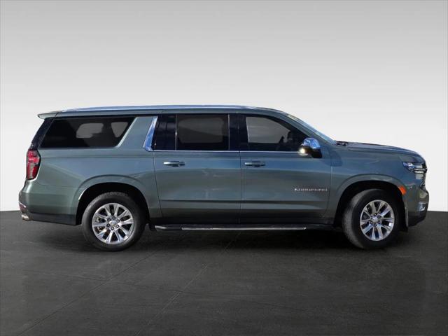2024 Chevrolet Suburban 4WD Premier