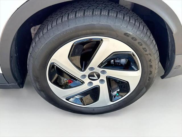 2025 INFINITI VF 8 Eco