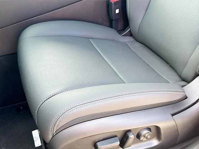 2025 INFINITI VF 8 Plus