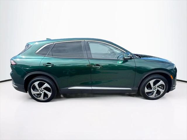 2025 INFINITI VF 8 Eco