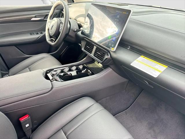 2025 INFINITI VF 8 Eco