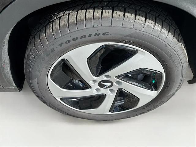 2025 INFINITI VF 8 Eco