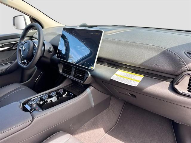 2025 INFINITI VF 8 Eco