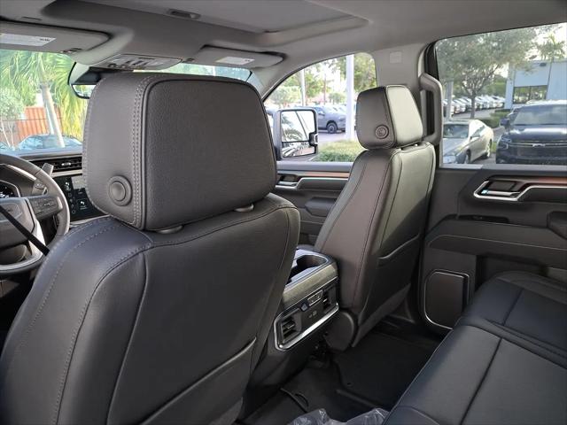 2026 GMC Sierra 2500HD Crew Cab, Standard Bed, Denali, 4WD
