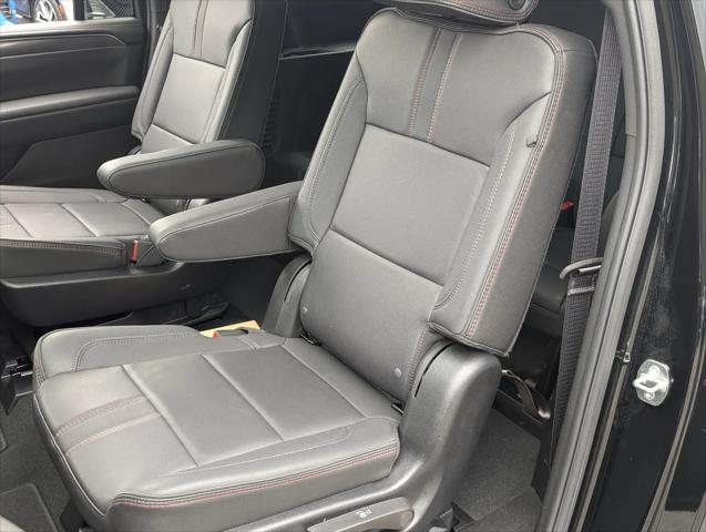 2024 Chevrolet Suburban 2WD RST