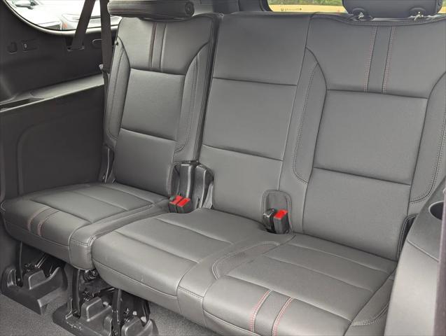 2024 Chevrolet Suburban 2WD RST