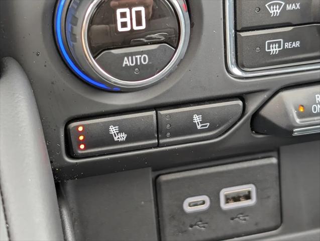 2024 Chevrolet Suburban 2WD RST