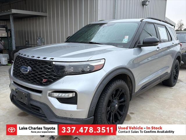 2021 Ford Explorer ST's photo