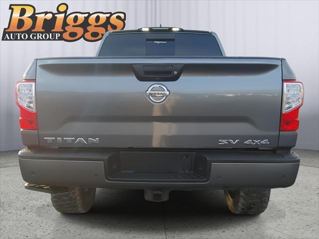 2022 Nissan Titan Crew Cab SV 4x4