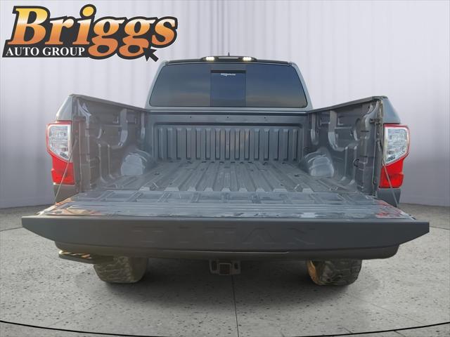 2022 Nissan Titan Crew Cab SV 4x4