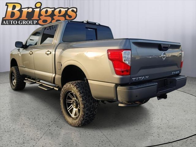 2022 Nissan Titan Crew Cab SV 4x4