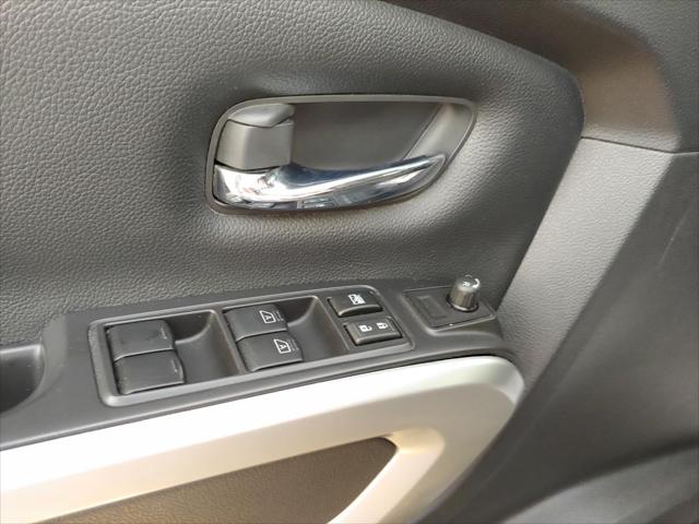 2022 Nissan Titan Crew Cab SV 4x4