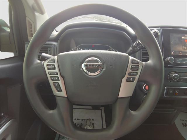 2022 Nissan Titan Crew Cab SV 4x4