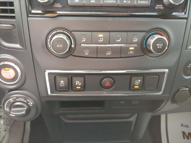 2022 Nissan Titan Crew Cab SV 4x4