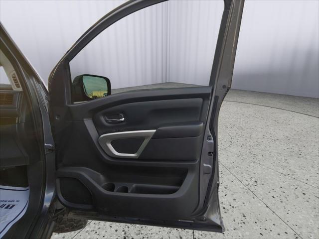 2022 Nissan Titan Crew Cab SV 4x4