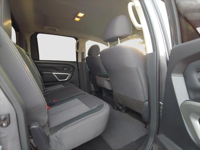 2022 Nissan Titan Crew Cab SV 4x4