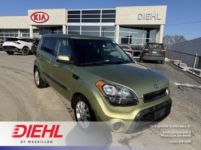 2013 Kia Soul + 2013 Kia Soul +