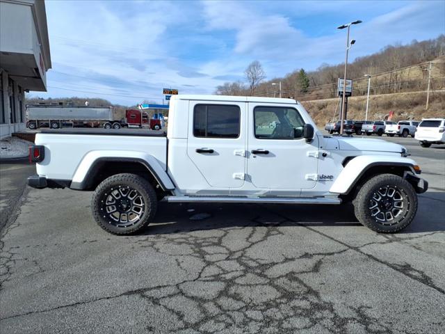 2023 Jeep Gladiator Overland 4x4