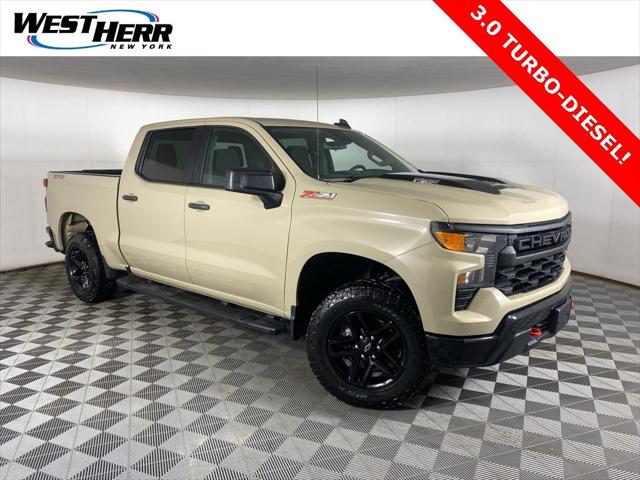 2022 Chevrolet Silverado 1500 4WD Crew Cab Short Bed Custom Trail Boss