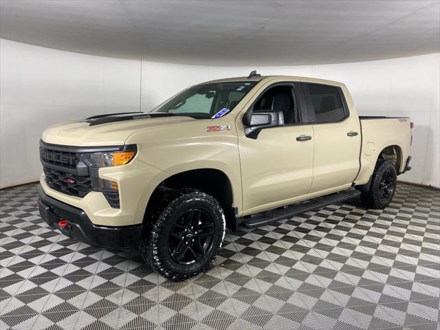 2022 Chevrolet Silverado 1500 4WD Crew Cab Short Bed Custom Trail Boss