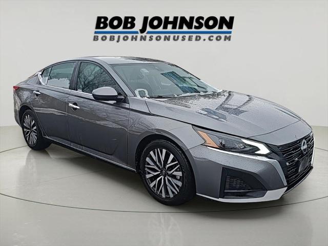 2023 Nissan Altima SV FWD