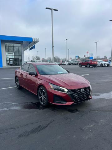 2023 Nissan Altima SR FWD 2023 Nissan Altima SR FWD