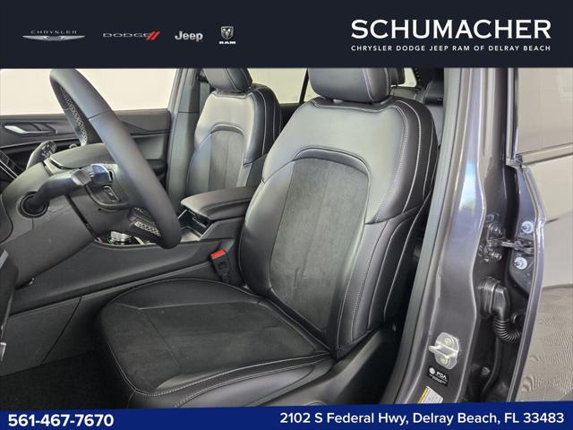 2025 Jeep Grand Cherokee Altitude X 4x4
