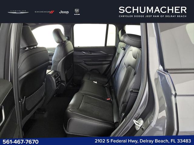 2025 Jeep Grand Cherokee Altitude X 4x4