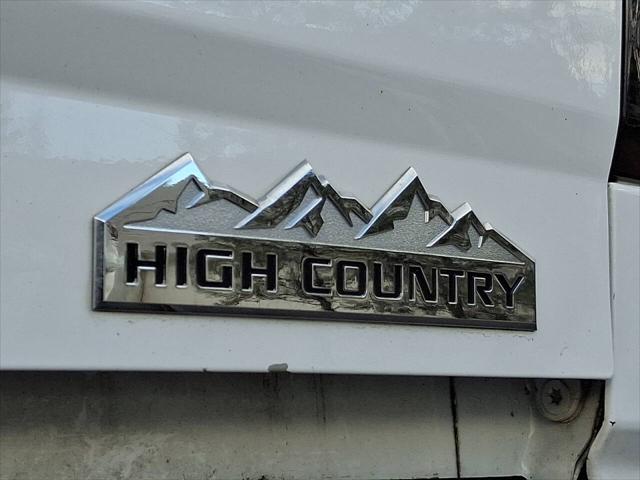 2015 Chevrolet Silverado 3500HD High Country