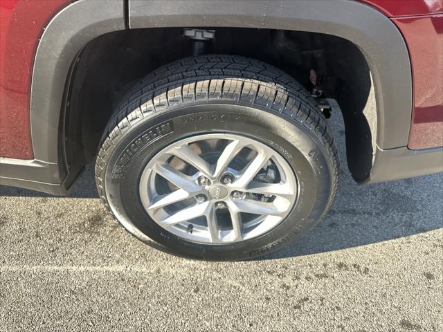 2025 Jeep Grand Cherokee L Laredo X 4x4