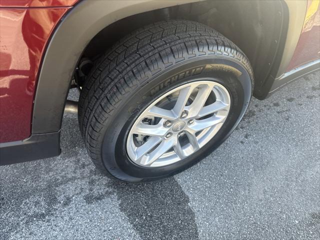 2025 Jeep Grand Cherokee L Laredo X 4x4