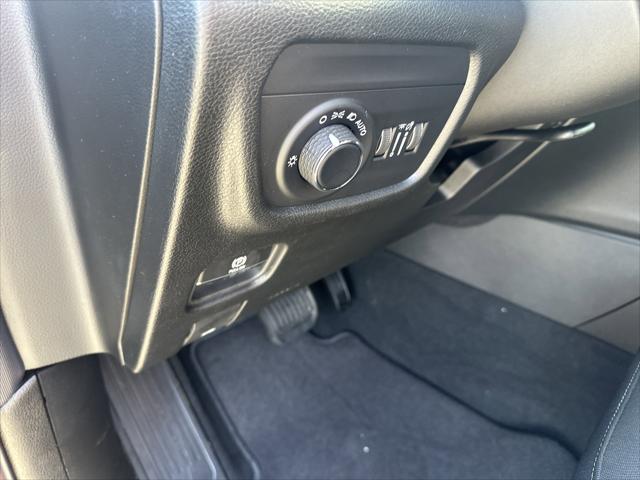 2025 Jeep Grand Cherokee L Laredo X 4x4