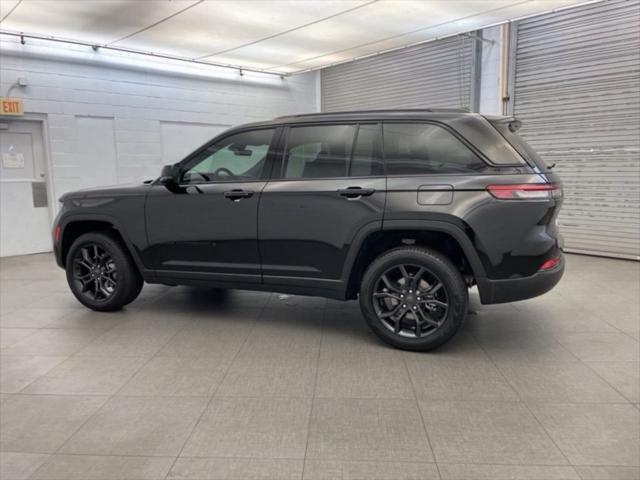 2025 Jeep Grand Cherokee GRAND CHEROKEE LIMITED 4X4 2025 Jeep Grand Cherokee GRAND CHEROKEE LIMITED 4X4