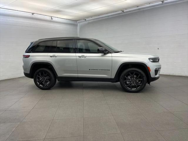 2025 Jeep Grand Cherokee GRAND CHEROKEE LIMITED 4X4 2025 Jeep Grand Cherokee GRAND CHEROKEE LIMITED 4X4